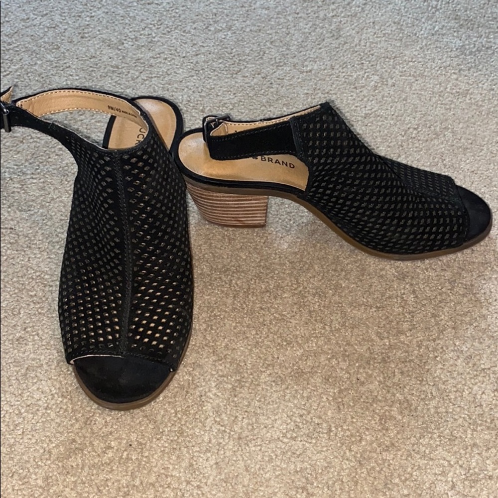Lucky Brand Sandals